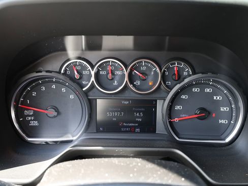 Used 2021 Chevrolet Suburban LT w/ LT Signature Package image 40