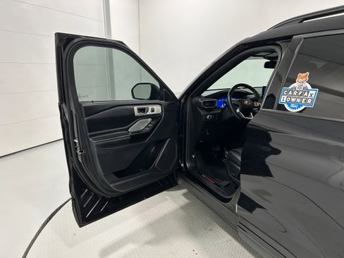 Used 2021 Ford Explorer ST w/ Equipment Group 401A image 23