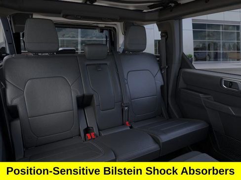 New 2025 Ford Bronco Badlands w/ Sasquatch Package image 11