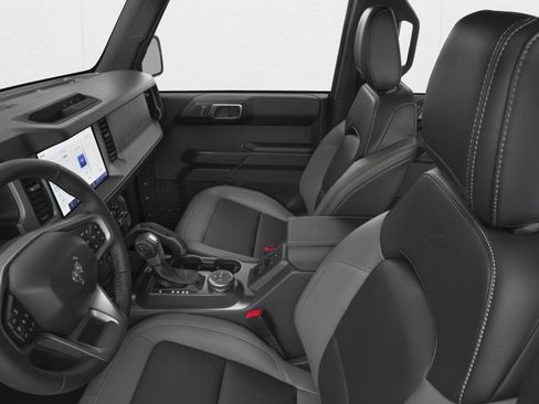 New 2026 Ford Bronco Outer Banks AWD/4WD image 6