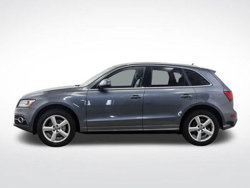 Used 2017 Audi Q5 2.0T Premium Plus w/ Technology Package AWD/4WD image 2
