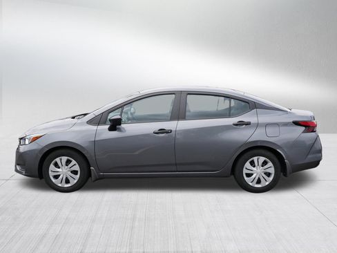 Used 2024 Nissan Versa S w/ Trunk Package FWD image 4
