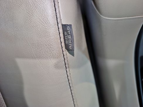 Used 2015 Lexus RX 450h AWD image 48