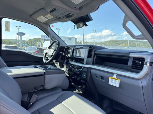 Used 2026 Ford F350 XL w/ Snow Plow Prep Package image 15
