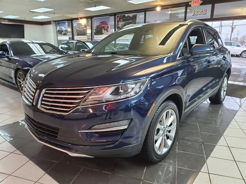 Used 2017 Lincoln MKC Select w/ Select Plus Package image 1