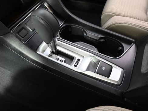 Used 2023 Subaru Ascent Premium w/ Convenience Package image 32