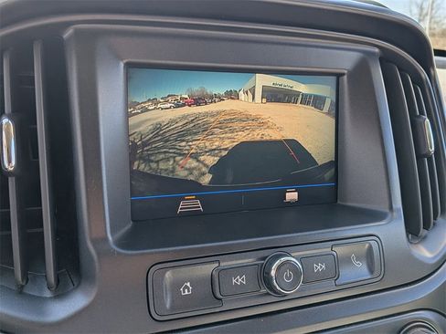 Used 2021 Chevrolet Colorado W/T image 23