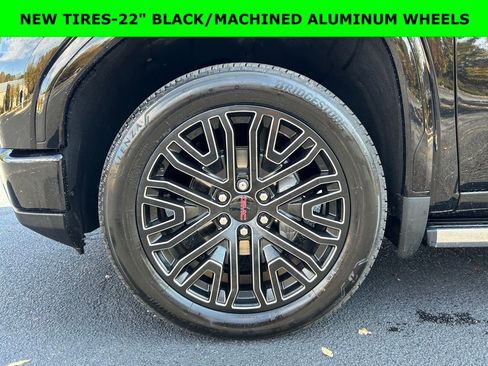 Used 2024 GMC Sierra 1500 Denali w/ Technology Package image 2