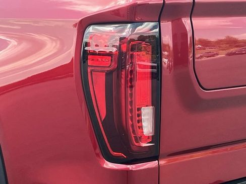 Used 2023 GMC Sierra 1500 AT4X AWD/4WD image 10