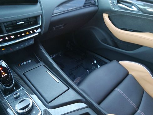 Used 2025 Cadillac CT5 V Blackwing w/ Precision Package image 20