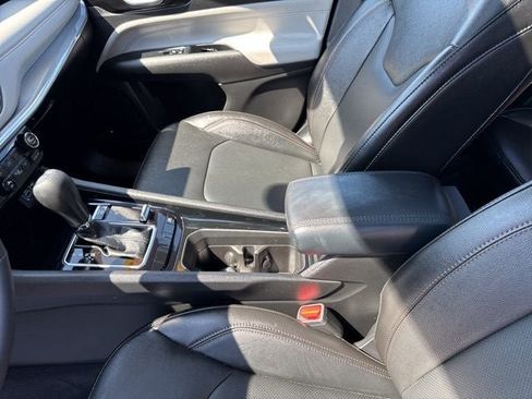 Used 2023 Jeep Compass Limited w/ Sun and Sound Group AWD/4WD image 17