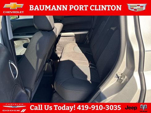 Used 2008 Chevrolet HHR LT w/ LT Preferred Equipment Group FWD image 25