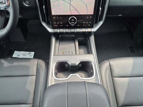 New 2026 GMC Acadia Elevation w/ Black Edition AWD/4WD image 13
