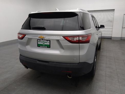 Used 2018 Chevrolet Traverse LT image 7