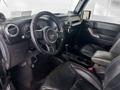 Used 2013 Jeep Wrangler Sahara w/ Connectivity Group image 29