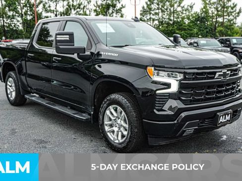 Used 2024 Chevrolet Silverado 1500 RST w/ Convenience Package II AWD/4WD image 4