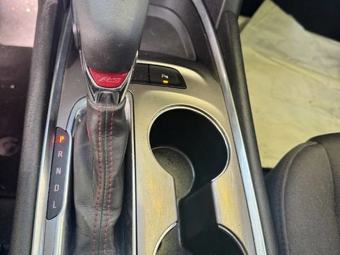 Used 2021 Chevrolet Malibu RS image 37