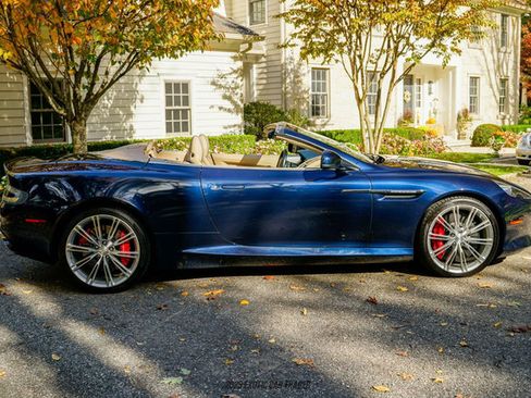 Used 2015 Aston Martin DB9 Volante image 9