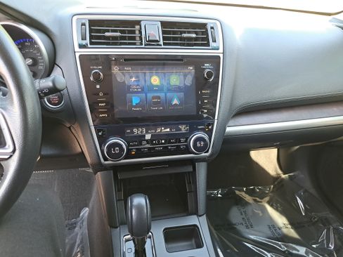 Used 2019 Subaru Outback 3.6R Limited w/ Popular Package #2 AWD/4WD image 19