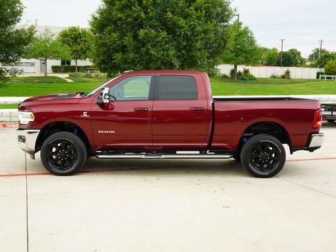 Used 2024 RAM 2500 Laramie w/ Sport Appearance Package AWD/4WD image 2