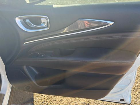 Used 2016 INFINITI QX60 Luxe w/ Premium Plus Package image 13