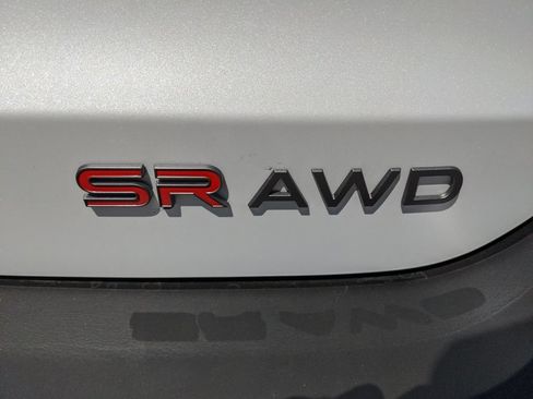 Certified 2025 Nissan Kicks SR AWD/4WD image 13