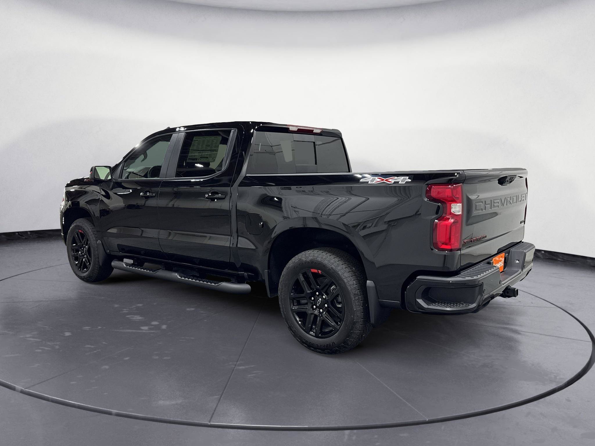 New 2026 Chevrolet Silverado 1500 RST w/ Redline Edition AWD/4WD image 5