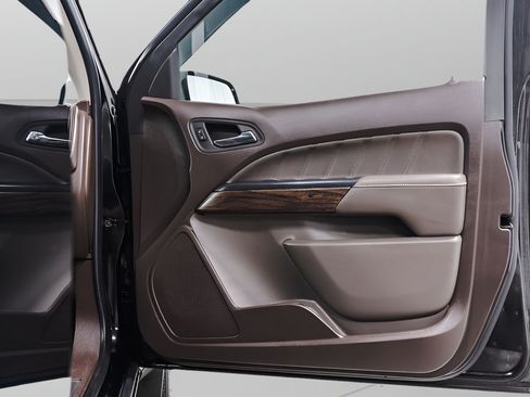 Used 2022 GMC Canyon Denali AWD/4WD image 36