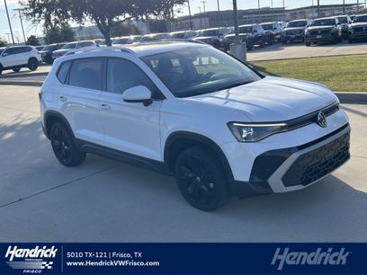 Certified 2025 Volkswagen Taos SE w/ Panoramic Sunroof Package