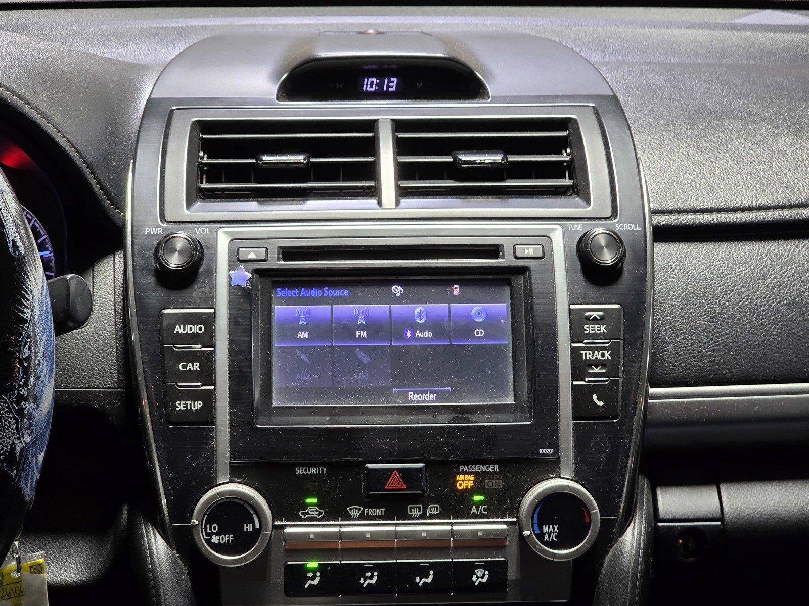 Used 2014 Toyota Camry SE w/ Fleet Convenience Package FWD image 18