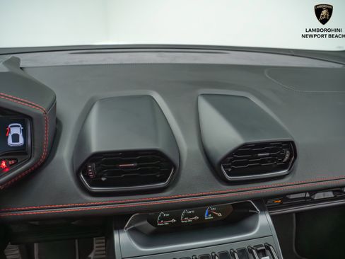 Used 2017 Lamborghini Huracan LP 580-2 image 29