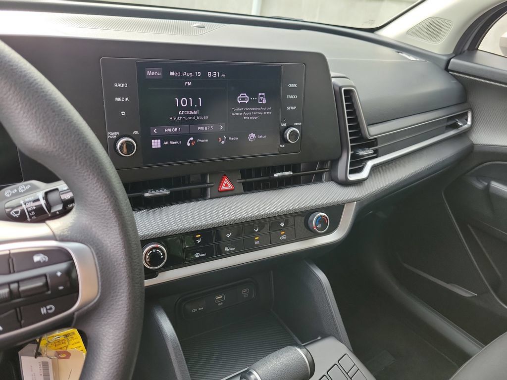 Used 2024 Kia Sportage LX FWD image 31