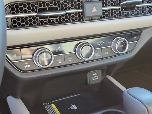 Certified 2024 Honda HR-V EX-L image 27