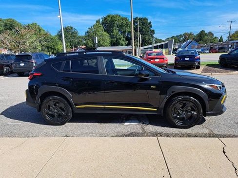 Used 2024 Subaru Crosstrek 2.5i Sport AWD/4WD image 7