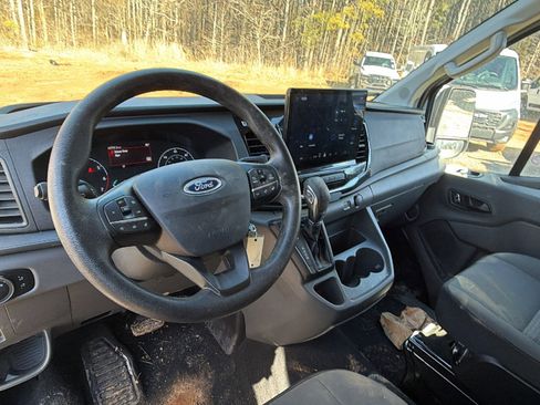 Used 2024 Ford Transit 350 XLT image 21