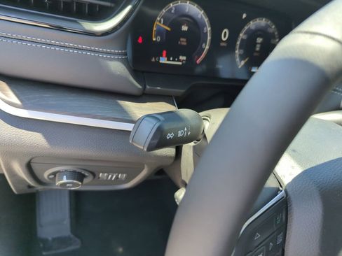 New 2026 Jeep Grand Cherokee Limited w/ Luxury Tech Group II AWD/4WD image 21