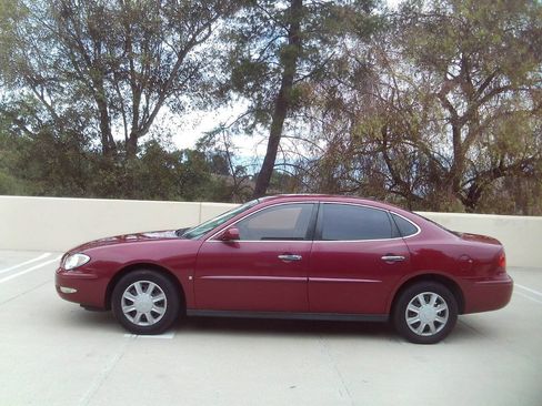 Used 2006 Buick LaCrosse CX FWD image 11