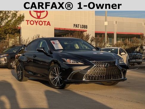 Used 2022 Lexus ES 350 w/ Premium Package image 2