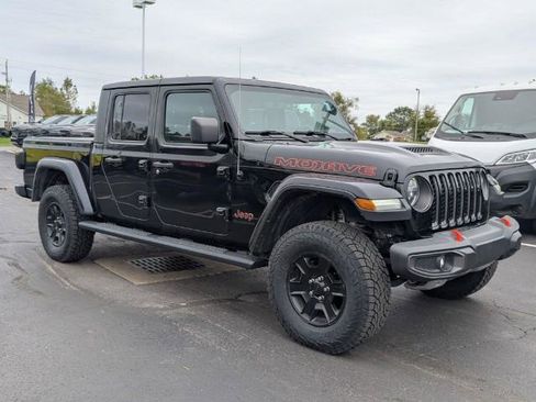 Used 2021 Jeep Gladiator Mojave w/ Dual Top Group image 2