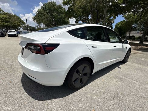 Used 2023 Tesla Model 3 Standard Range RWD image 8