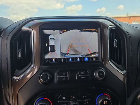 Used 2022 Chevrolet Silverado 3500 High Country w/ Technology Package image 23