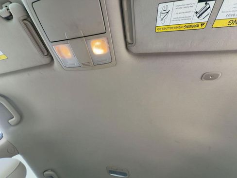 Used 2012 Kia Sorento LX image 20