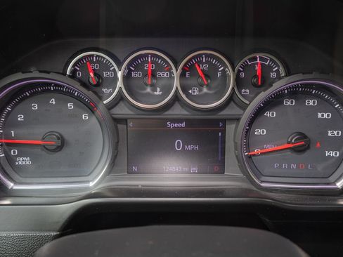 Used 2020 Chevrolet Silverado 2500 LT AWD/4WD image 17