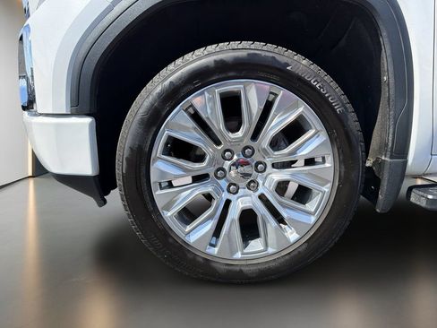 Used 2020 GMC Sierra 1500 Denali w/ Denali Premium Package AWD/4WD image 10