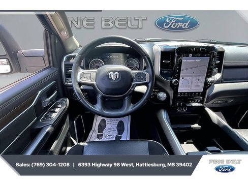 Used 2023 RAM 2500 Laramie AWD/4WD image 5