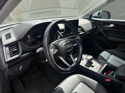 Used 2020 Audi Q5 e Premium Plus w/ Premium Plus Package AWD/4WD image 21