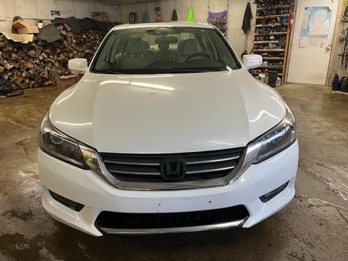 Used 2015 Honda Accord EX-L image 2