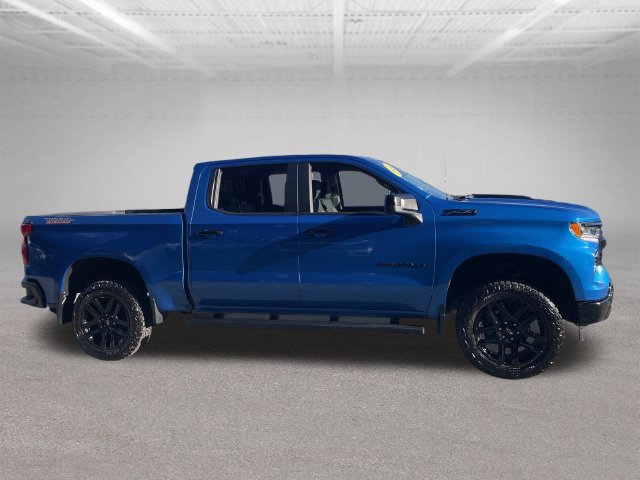 Used 2022 Chevrolet Silverado 1500 LT Trail Boss w/ Protection Package AWD/4WD image 4