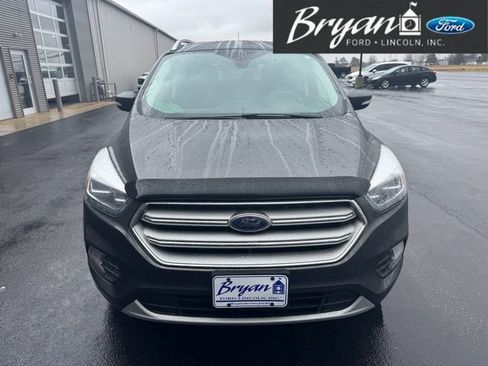 Used 2018 Ford Escape Titanium image 2