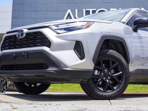 Used 2025 Toyota RAV4 LE FWD image 2